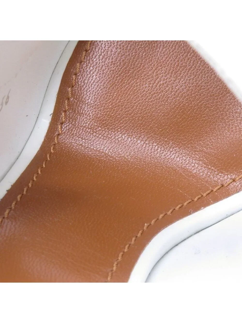 Louis Vuitton Sandals Leather Trinity Heel - Picture 9 of 10